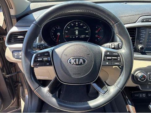 Used 2019 Kia Sorento EX AWD/4WD image 30