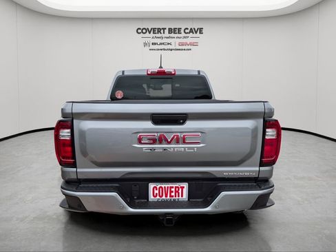 New 2026 GMC Canyon Denali image 8