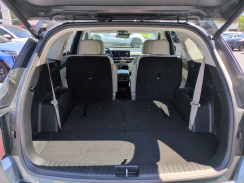 Used 2024 Kia Sorento EX w/ Panoramic Sunroof Package FWD image 29