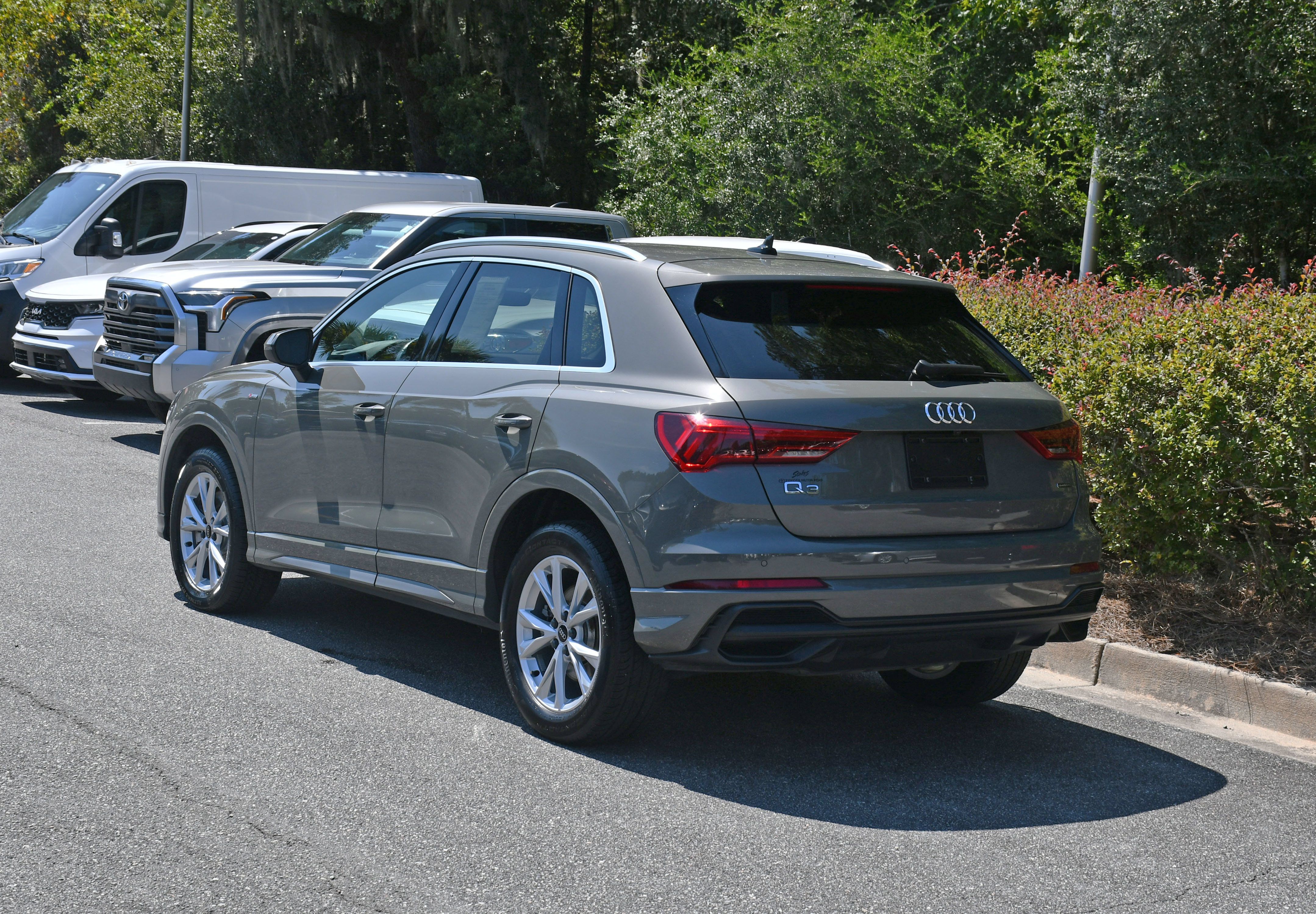 Used 2022 Audi Q3 2.0T Premium Plus AWD/4WD image 3