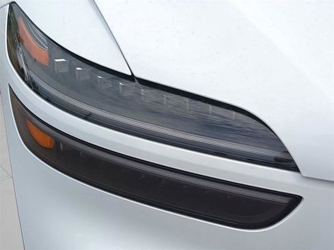 New 2026 Genesis Electrified GV70 image 31