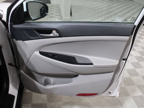 Used 2019 Hyundai Tucson SE FWD image 22