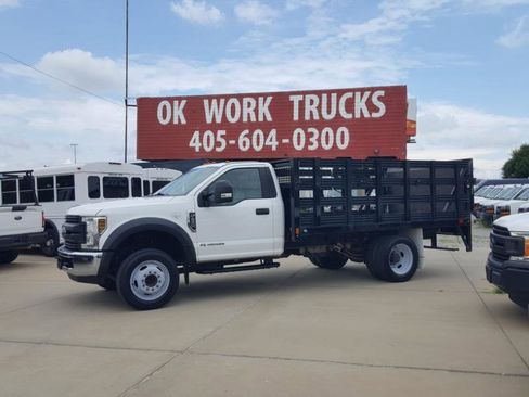 Used 2019 Ford F450 XL w/ XL Value Package RWD image 2