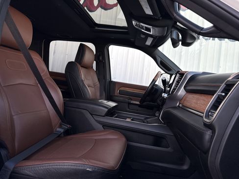 Used 2022 RAM 2500 Limited image 45