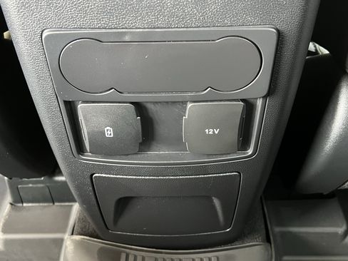 Used 2023 Ford Explorer XLT w/ Equipment Group 202A image 54