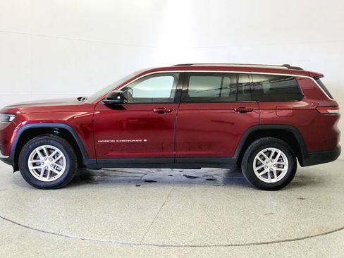 Used 2023 Jeep Grand Cherokee L Laredo w/ Luxury Tech Group I image 4