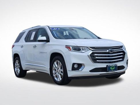 Certified 2021 Chevrolet Traverse High Country w/ LPO, Floor Liner Package AWD/4WD image 3