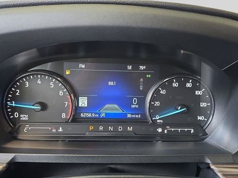 Used 2021 Ford Explorer Limited w/ Equipment Group 301A AWD/4WD image 10