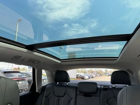 Certified 2023 Audi Q5 2.0T Premium Plus w/ Premium Plus Package image 49