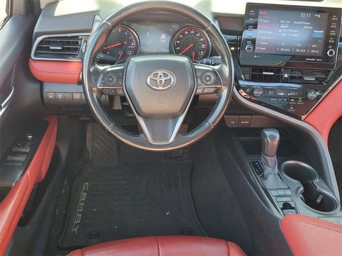 Used 2021 Toyota Camry XSE image 7
