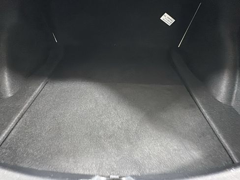 Used 2023 Tesla Model 3 Standard Range RWD image 29