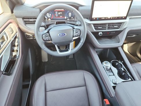 New 2026 Ford Explorer Platinum RWD image 20