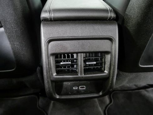 Used 2024 Cadillac XT4 Premium Luxury AWD/4WD image 20