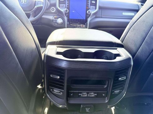 Used 2024 RAM 1500 Laramie AWD/4WD image 13