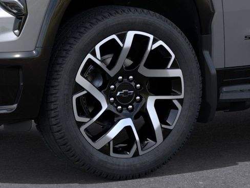 New 2025 Chevrolet Silverado EV RST AWD/4WD image 9
