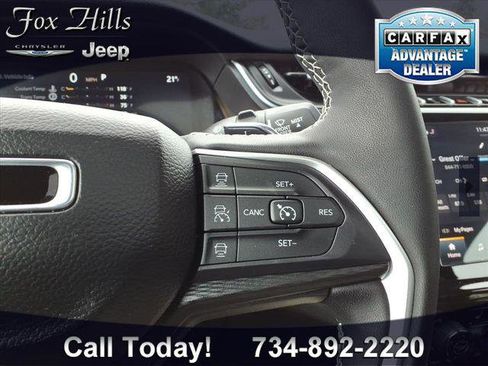 Certified 2024 Jeep Grand Cherokee Altitude AWD/4WD image 19