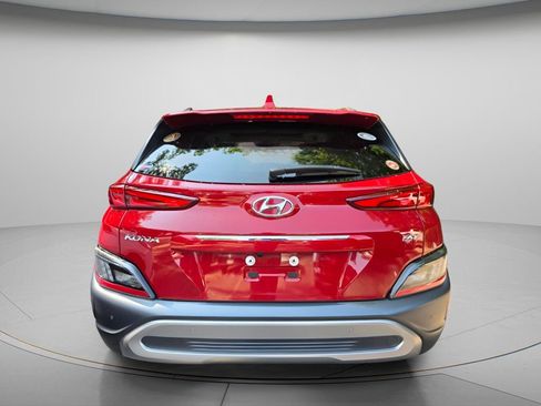 Used 2022 Hyundai Kona Limited w/ Cargo Package FWD image 6
