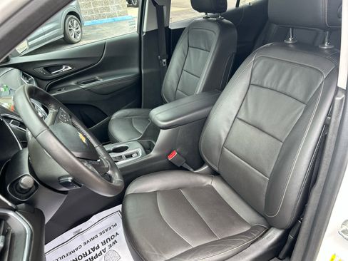 Used 2019 Chevrolet Equinox Premier image 12