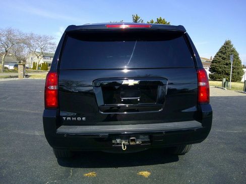 Used 2019 Chevrolet Tahoe LT image 25