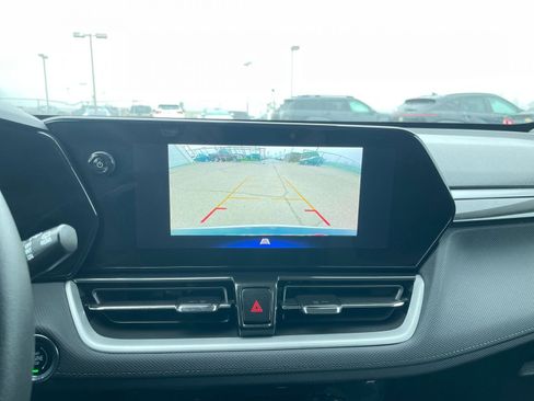 Used 2025 Chevrolet TrailBlazer LT image 17