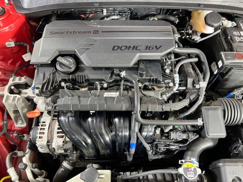 Used 2022 Hyundai Elantra SEL w/ Convenience + Premium Package FWD image 29