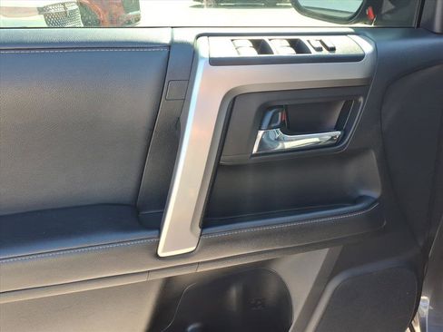 Used 2023 Toyota 4Runner SR5 Premium image 16