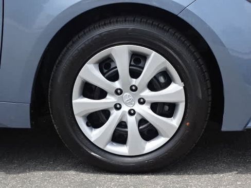 Used 2026 Toyota Corolla LE FWD image 8