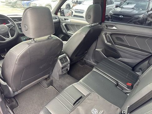 Used 2024 Volkswagen Tiguan SE R-Line image 16