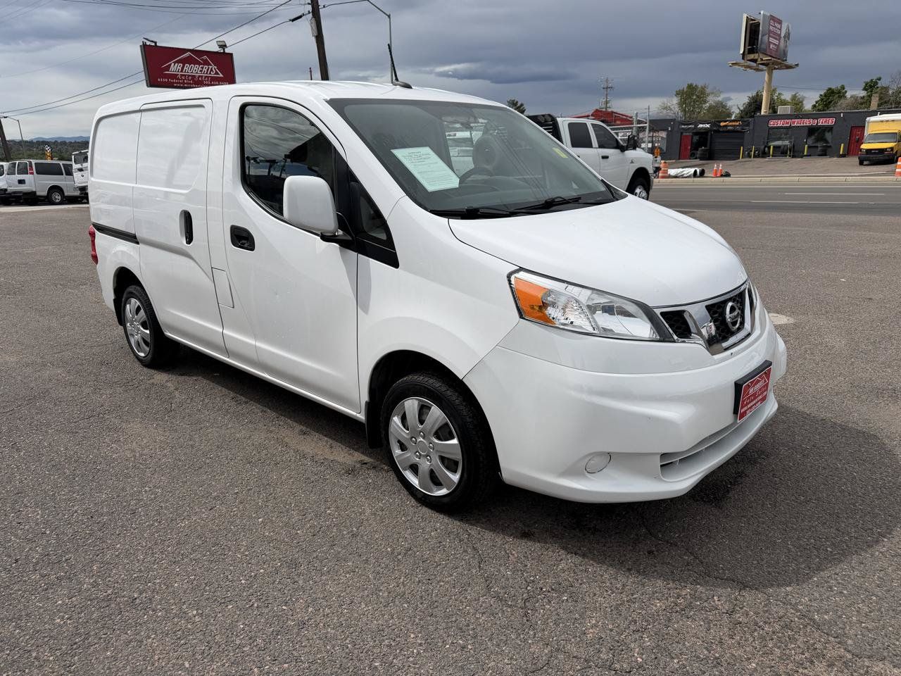 Used 2020 Nissan NV200 SV FWD image 2
