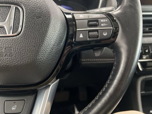 Used 2024 Honda Pilot Elite image 25
