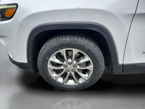 Used 2020 Jeep Cherokee Latitude Plus w/ Comfort/Convenience Group image 23