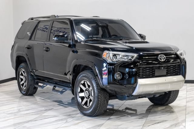Used 2023 Toyota 4Runner TRD Off-Road Premium w/ Off Road Premium Plus Package AWD/4WD image 9