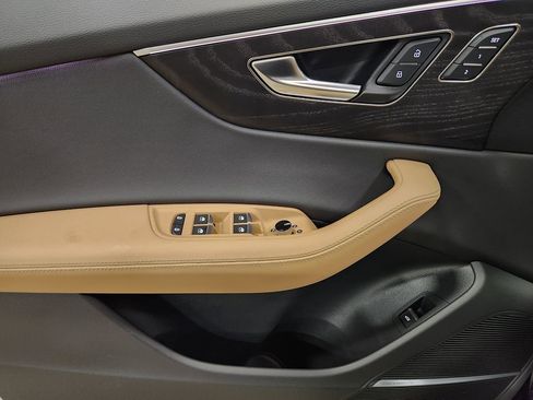 Used 2025 Audi Q8 Premium Plus image 44