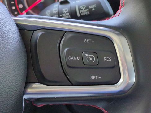 Used 2021 Jeep Wrangler Unlimited Rubicon AWD/4WD image 24