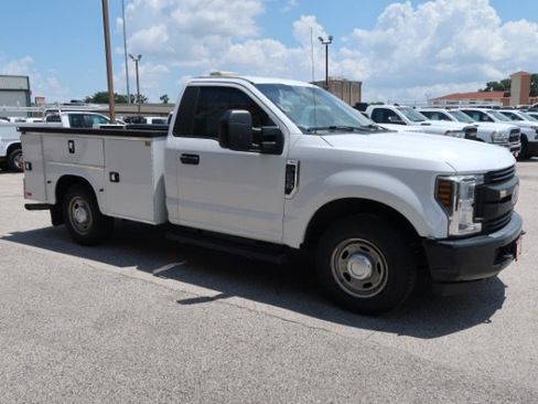 Used 2019 Ford F250 XL RWD image 3