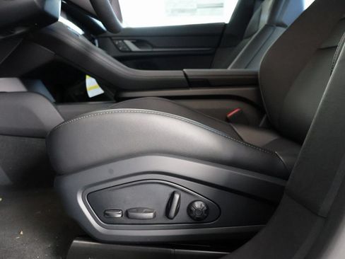 New 2025 Porsche Taycan RWD image 33