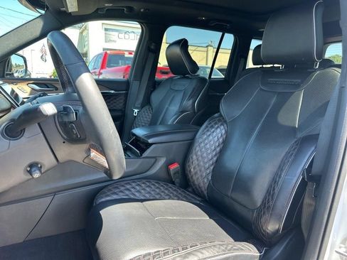 Used 2022 Jeep Grand Cherokee Summit RWD image 35