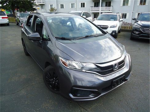 Used 2018 Honda Fit LX image 4