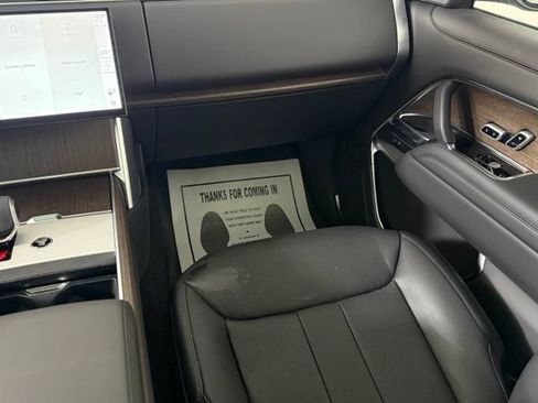 Used 2025 Land Rover Range Rover SE AWD/4WD image 29