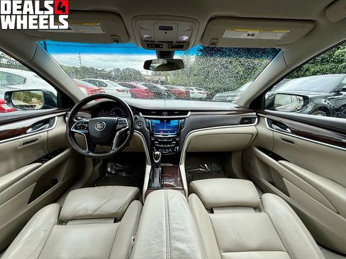 Used 2014 Cadillac XTS Luxury FWD image 14