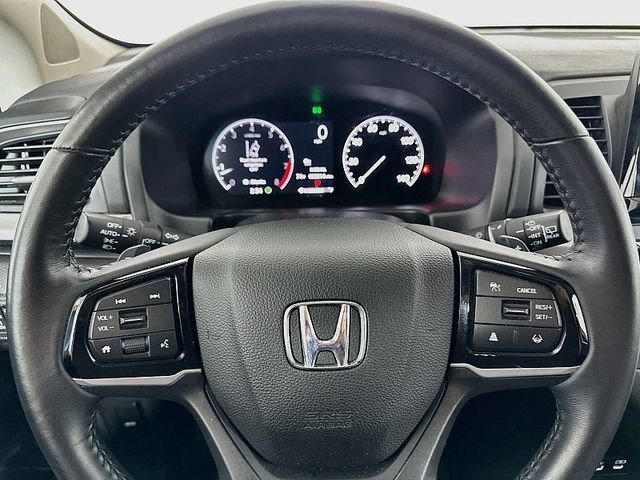 Used 2025 Honda Odyssey EX-L image 12
