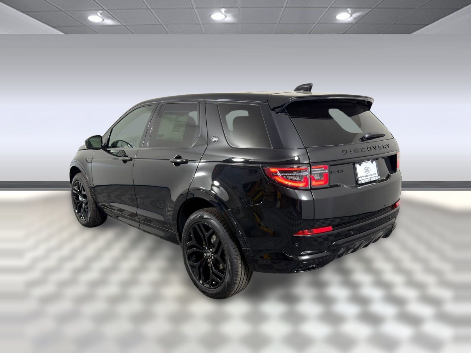 Used 2026 Land Rover Discovery Sport Landmark AWD/4WD image 3