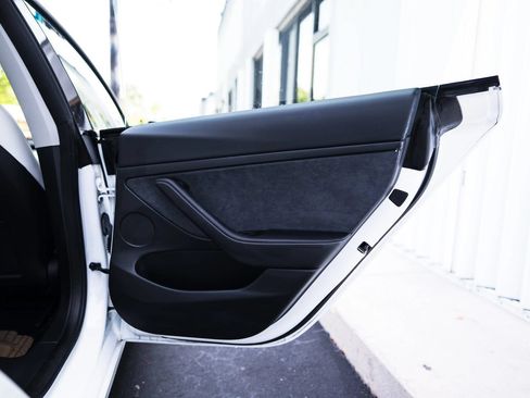 Used 2023 Tesla Model 3 Standard Range RWD image 22