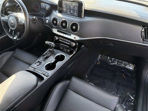 Used 2019 Kia Stinger image 23