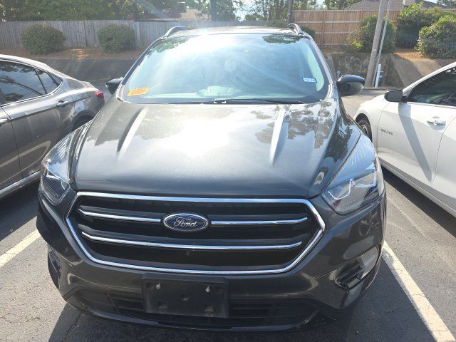 Used 2019 Ford Escape SE FWD image 2