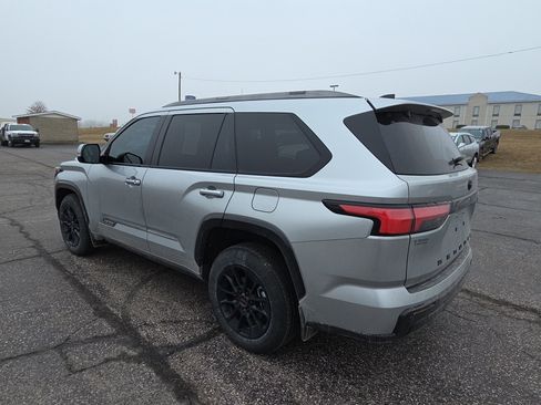 Used 2026 Toyota Sequoia Platinum image 5