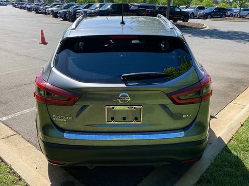 Used 2021 Nissan Rogue Sport SV FWD image 31