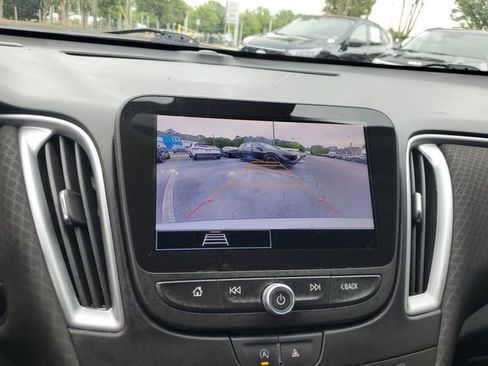 Used 2024 Chevrolet Malibu LT FWD image 23