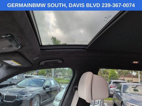 Used 2025 BMW X7 M60i AWD/4WD image 22