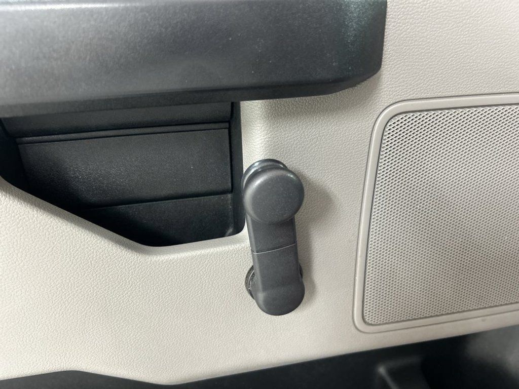 Used 2018 Ford F250 XL AWD/4WD image 11